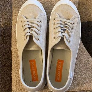 Slip on tennis shoes- Rocketdog